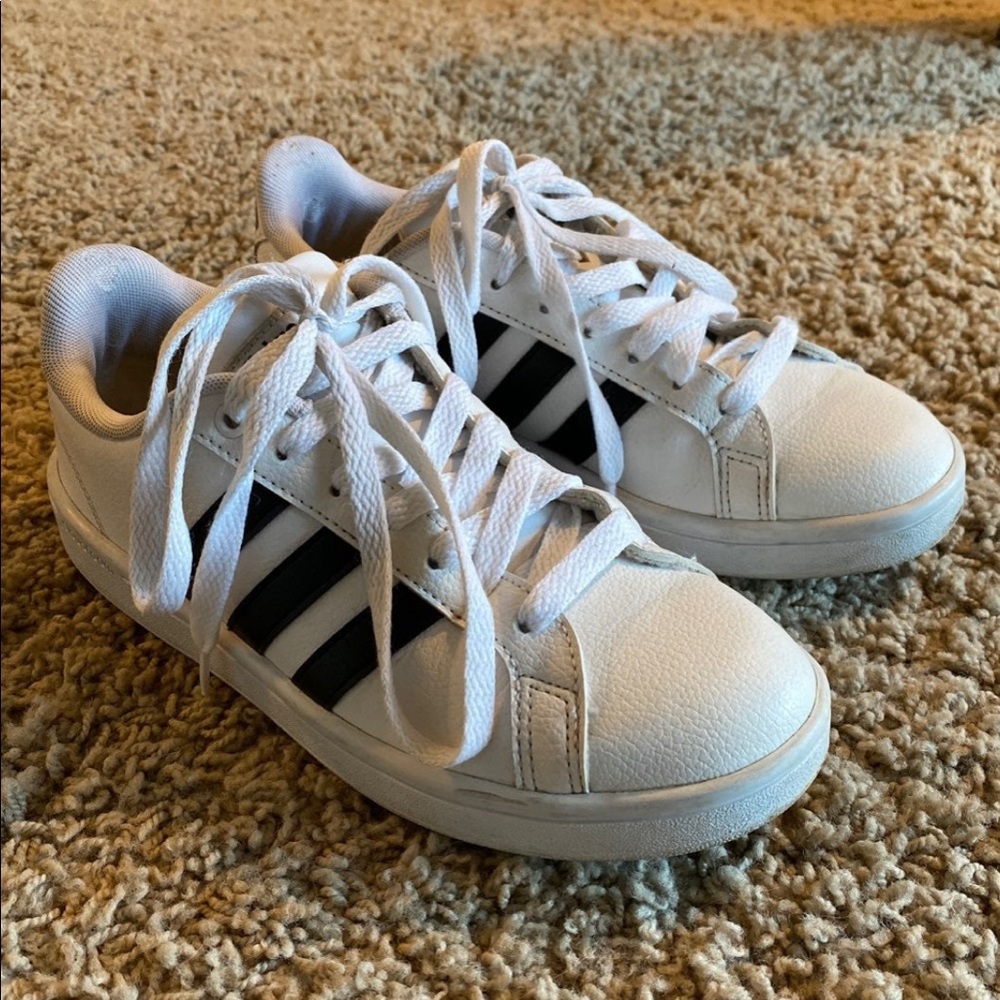 Adidas SuperStars size 6